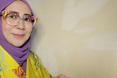 Busana Muslim Terbaik di Daerah Tropis ala Jeny Tjahyawati