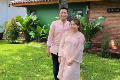 Syifa Adik Ayu Ting Ting Ternyata Lagi Hamil Muda, Manisnya Pakai Baju Muslim Umrah