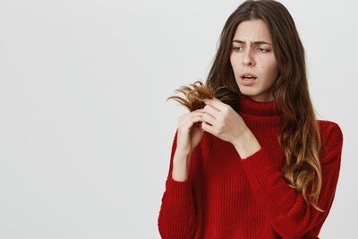5 Cara Ini Bantu Atasi Rambut Bercabang, Gampang Banget