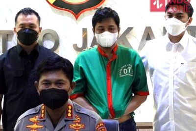 Kronologi Lengkap Penangkapan Gitaris Kahitna Terkait Psikotropika