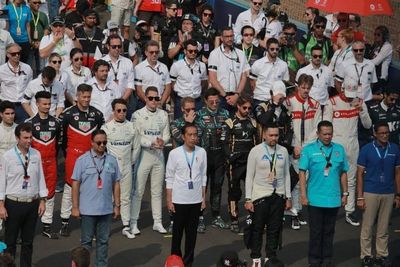 Pamer Foto Bareng Jokowi dan Tokoh Politik, Anies: Formula E Pemersatu Lintas Batas