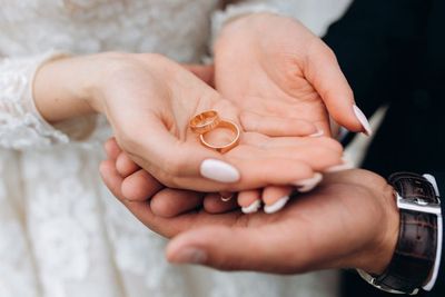 4 Nasihat Hubungan Ini Disebut Bisa Merusak Pernikahan