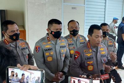 Rapat dengan Komisi III DPR, Kapolri Akui Bahas soal AKBP Brotoseno