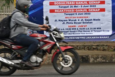 2 Hari Masa Uji Coba Perluasan Ganjil Genap di Jakarta, Hampir 1.000 Pelanggar Ditegur