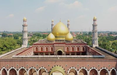Fakta Terungkap di Balik Kubah Emas Masjid Dian Al Mahri Depok, Apa Itu?
