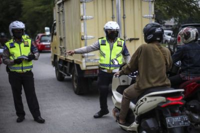 Lerai Pengeroyokan di Jaksel, Polisi Ini Malah Ditabrak Hingga Terseret 5 Meter