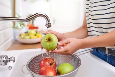 Tips Mencuci dan Menyimpan Buah agar Tahan Lebih Lama, Jangan Sampai Salah!