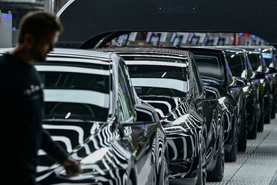 Tesla Jual Puluhan Ribu Unit Mobil Listrik Rakitan China Sepanjang Mei 2022
