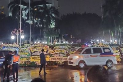 Gerimis Iringi Jenazah Eril Tiba di Gedung Pakuan Kota Bandung