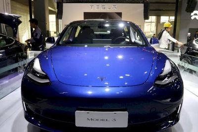Fitur Canggih Tesla Model 3 Ternyata Gampang Diretas dan Rawan Digondol Maling