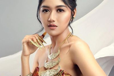 Dikabarkan Dekat dengan Kaesang Pangarep, Inilah 5 Potret Outfit Menarik Erina Gudono