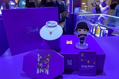 Kejutan Buat Army! Frank & Co Rilis Perhiasan Karakter BTS TinyTan