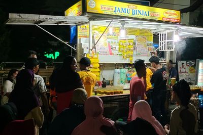 Cuma Jualan Jamu Binjai, Pembelinya Rela Antre Berjam-jam! Sehari 800 Gelas Terjual