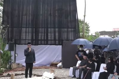 Usai Makamkan Eril, Ridwan Kamil Ucapkan Terima Kasih dan Permintaan Maaf