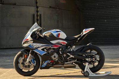 BMW Motorrad Berencana Masuk MotoGP Gantikan Suzuki