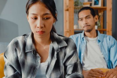 Bikin Gak Bahagia, Ini Hal-Hal yang Tidak Boleh Kamu Toleransi dalam Hubungan