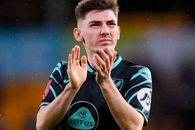 The Blues Resmi Perpanjang Billy Gilmour