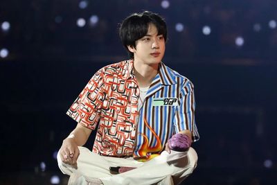 Jin BTS Menganalogikan Karir Musiknya Seperti Bermain Video Game
