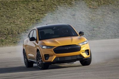 Ford Recall Ribuan Mustang Mach E, Terkait Beberapa Masalah di Mobil Listrik Tersebut