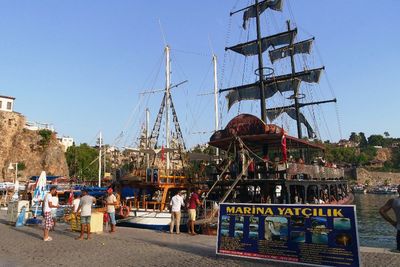 Ternyata di Turki Kamu Bisa Jadi Bajak Laut dengan Kapal Jack Sparrow