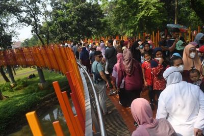 Tebet Eco Park Ditutup Sementara hingga Akhir Juni, Imbas Masalah PKL dan Parkir Liar?