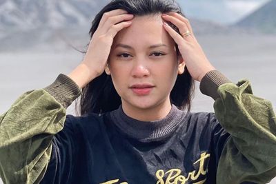 Indah Permatasari Makin Pede Menggendut di Bromo, Netizen: Bumil Masya Allah Auranya 