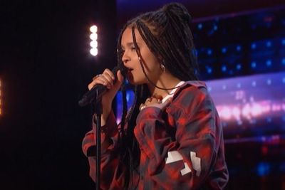 Sara James Memenangkan Golden Buzzer AGT Lewat Cover Lagu Lovely Billie Eilish