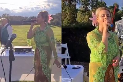 Momen Perempuan Bule Nyanyikan Lagu Jawa, Logatnya Kayak Orang Indonesia Banget!