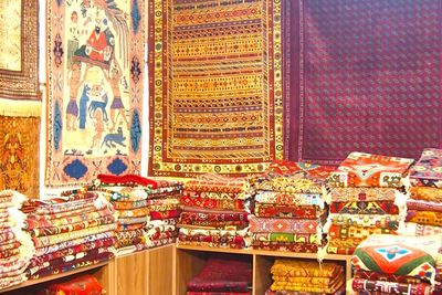 6 Oleh-oleh yang Wajib Dibawa Pulang dari Iran Selain Karpet, Semuanya Pakai Uang Tunai!