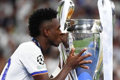 Real Madrid Perpanjang Kontrak Vinicius dengan Klausul Pelepasan 1 Miliar Euro!