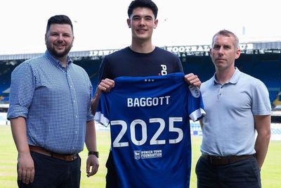 Masih Dibutuhkan, Ipswich Town Perpanjang Kontrak Elkan Baggot hingga 2025
