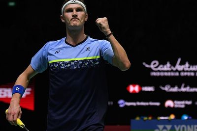 Bukan Eaa...Eaa... , Teriakan Papa Vega Riuh saat Viktor Axelsen Tanding di Istora