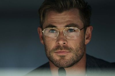 Baru 2 Hari Tayang, Film Terbaru Chris Hemsworth Spiderhead Rajai Film Populer Netflix