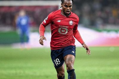 Kocek Kalah Banyak dari PSG, AC Milan Bisa Gagal Datangkan Renato Sanches