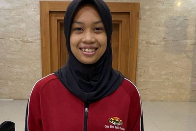 Kisah Luluk, Anak Petani Sederhana Juara Angkat Besi Tingkat Dunia Berkat Tangisan Ibu