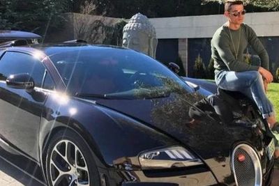 Supir Lalai, Mobil Cristiano Ronaldo dari Hasil Juara Euro 2016 Jadi Korban