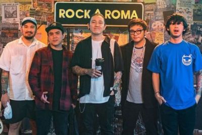 Lirik Vaya Con Dios - Pee Wee Gaskins ft. Hindia