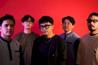 Pee Wee Gaskins Bangkitkan Pop Punk di Vaya Con Dios , Netizen: Serasa Nostalgia Masa SMA