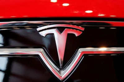 Sering Bermasalah, Fitur Autopilot Tesla Sebabkan 273 Kecelakaan