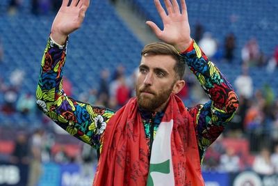 Kiper Baru Arsenal Tolak Beri Tanda Tangan karena Pakai Jersey Rival