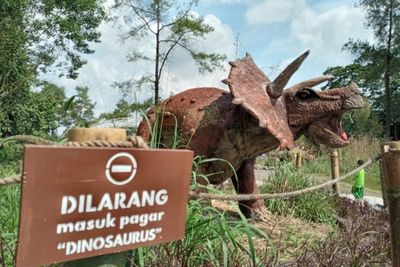 Enggak Hanya di Kota Batu, Yogyakarta Juga Punya Taman Dinosaurus! Di Sini Lokasinya