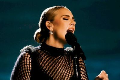 15 Penyanyi Barat yang Punya Lagu Galau Mengharu Biru, Adele Sudah Pasti Masuk dalam List
