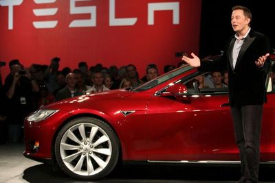 Dua Pabrik Baru Tesla Alami Kerugian Miliaran Dolar, Elon Musk: Bagai Kompor Bakar Duit