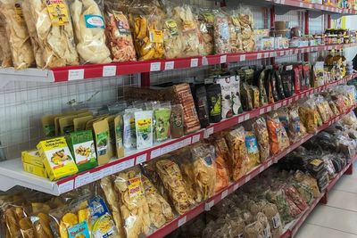 Cari Oleh-oleh Madura? Toko Ini Jual Ribuan Produk UMKM yang Jadi Incaran Wisatawan