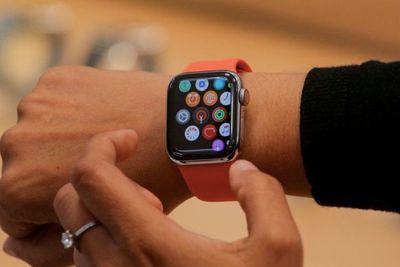 Asik! Sekarang Nonton YouTube Bisa Lewat Apple Watch