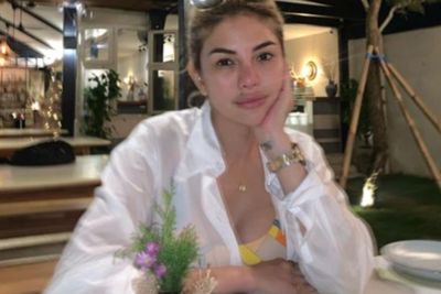 Outfit Simpel Nikita Mirzani yang Harganya Bikin Melongo!
