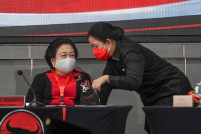 Megawati Gamau Punya Mantu Tukang Bakso, Netizen: Lah Emang Kenapa?