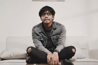 YouTuber Ferry Irwandi Beri Pendapatan YouTube ke Peserta UTBK yang Terancam Gagal Kuliah