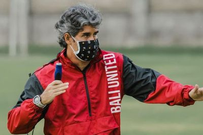 Tak Mau Mengulangi Kesalahan saat Bertemu Visakha, Teco Evaluasi Fisik Pemain Bali United