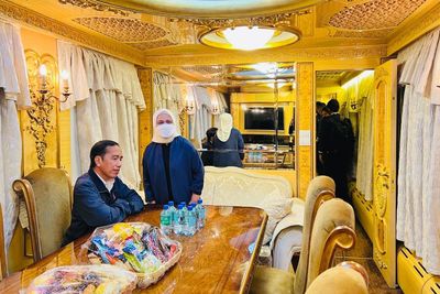 Foto dan Video Presiden Jokowi Menuju Ukraina Naik Kereta: Kabinnya Mewah Banget